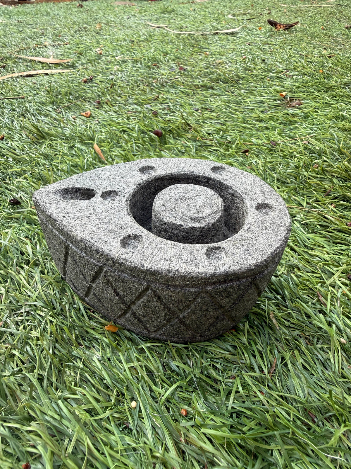 Beautiful And Traditional Natural Stone Lingu Diya Panati-1 Pair