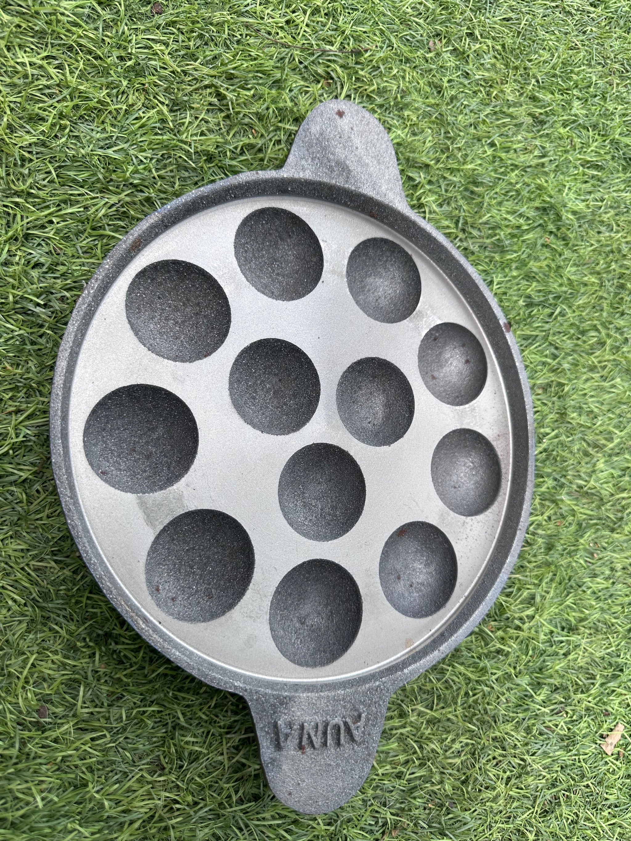 Iron Bid Traditional Paddu Or Appam Tawa-12 Holes
