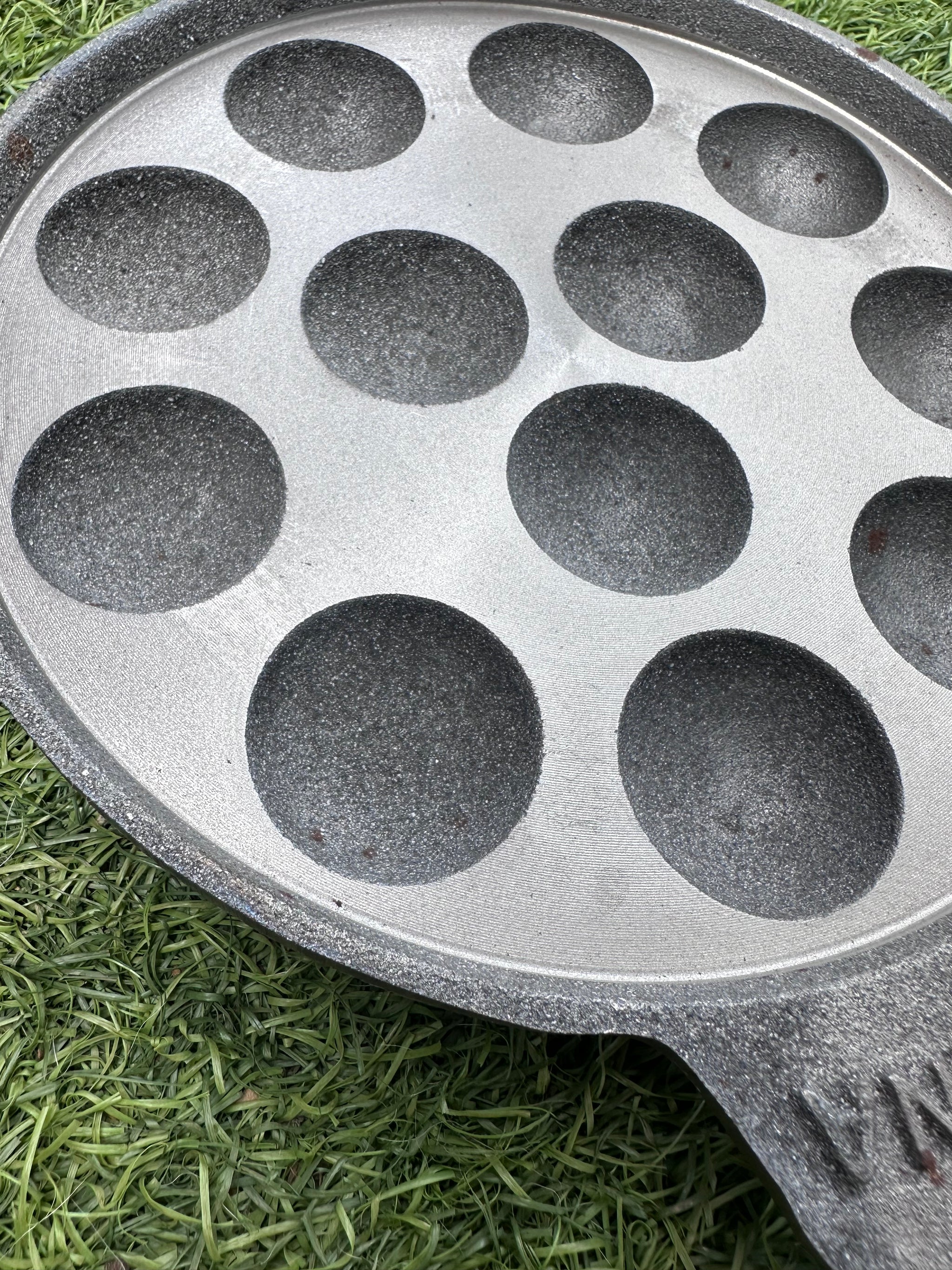 Iron Bid Traditional Paddu Or Appam Tawa-12 Holes