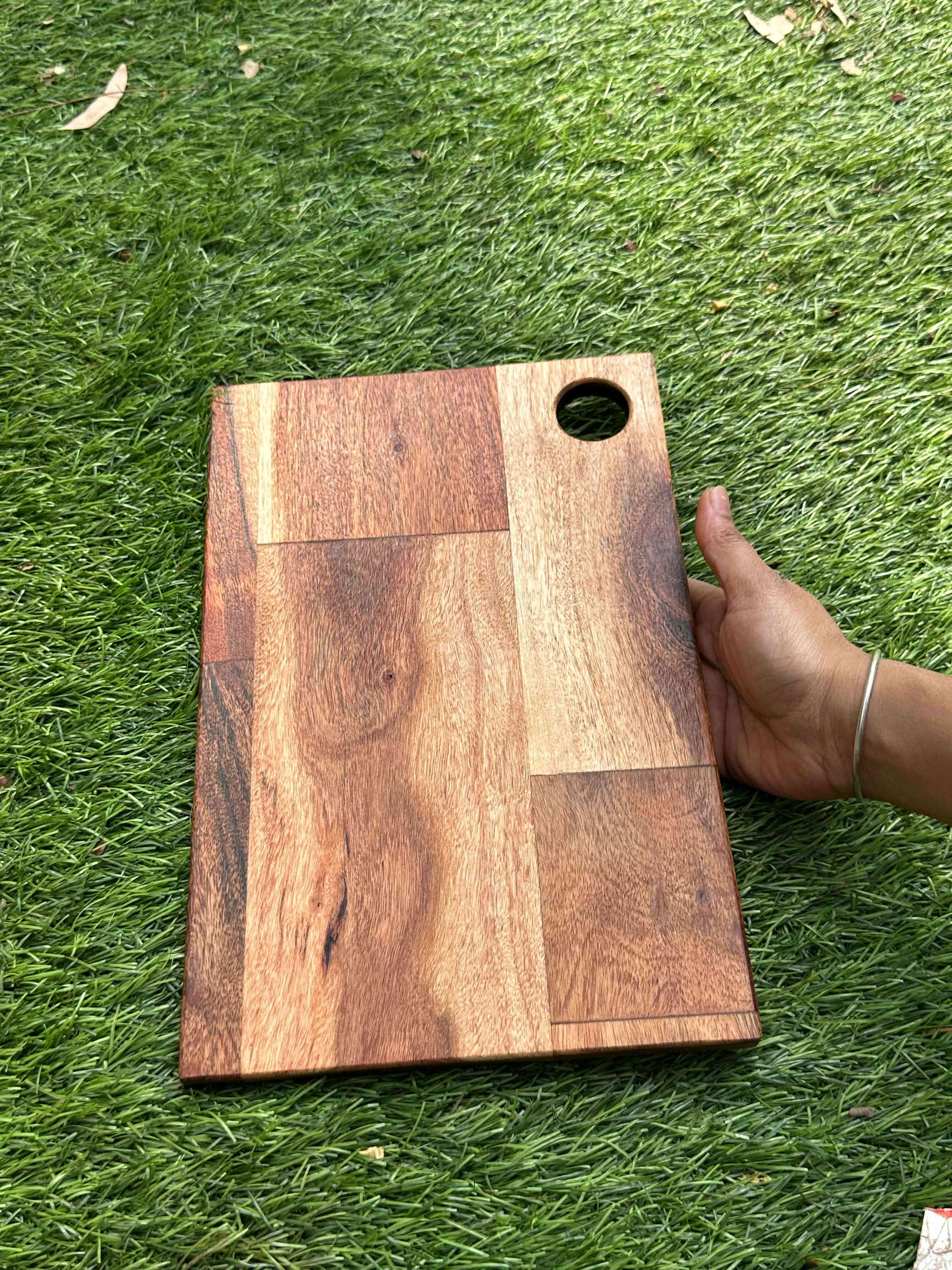 Acacia Wood Chopping Board