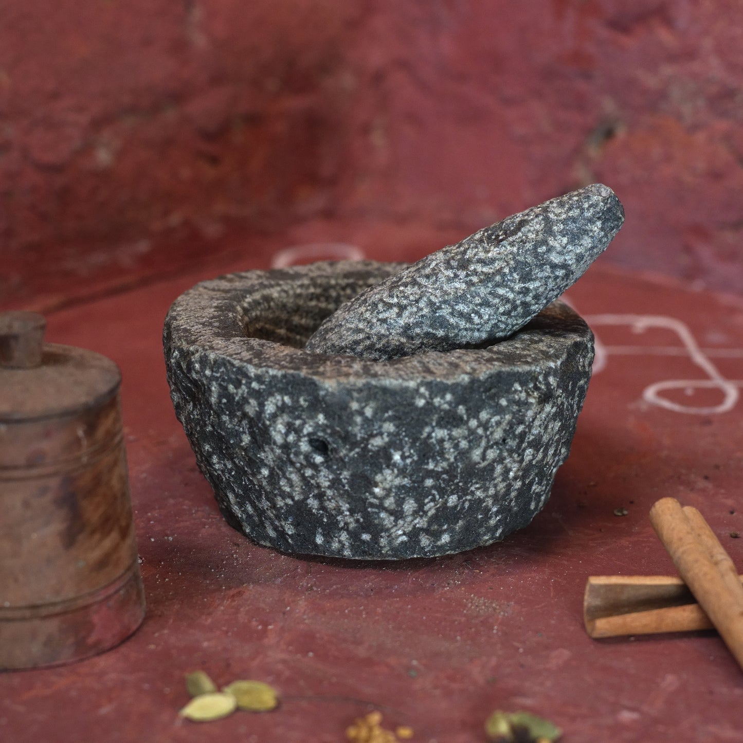 Handmade Boat Shape Mortar Pestle Set  (Ariyuva Kallu)