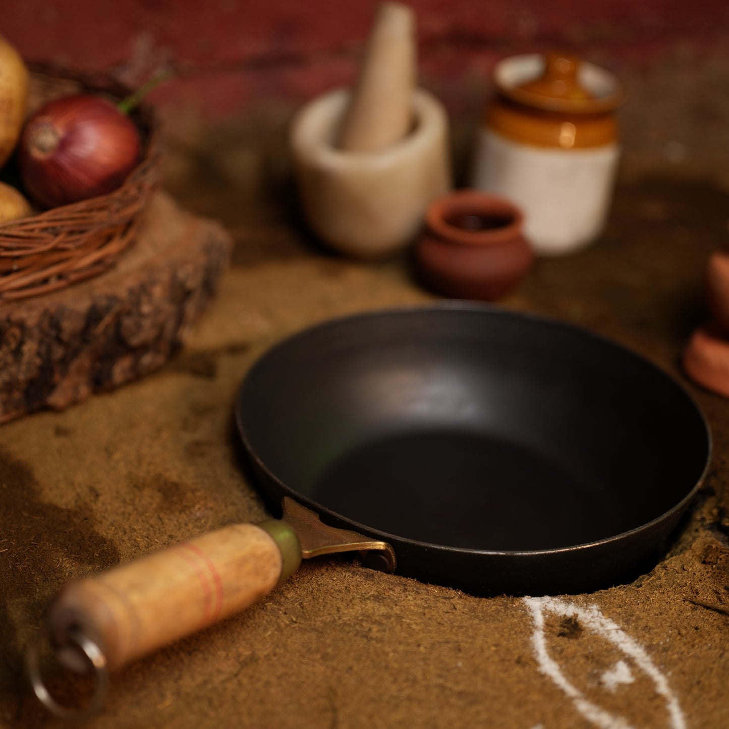 Iron Pan With Handle