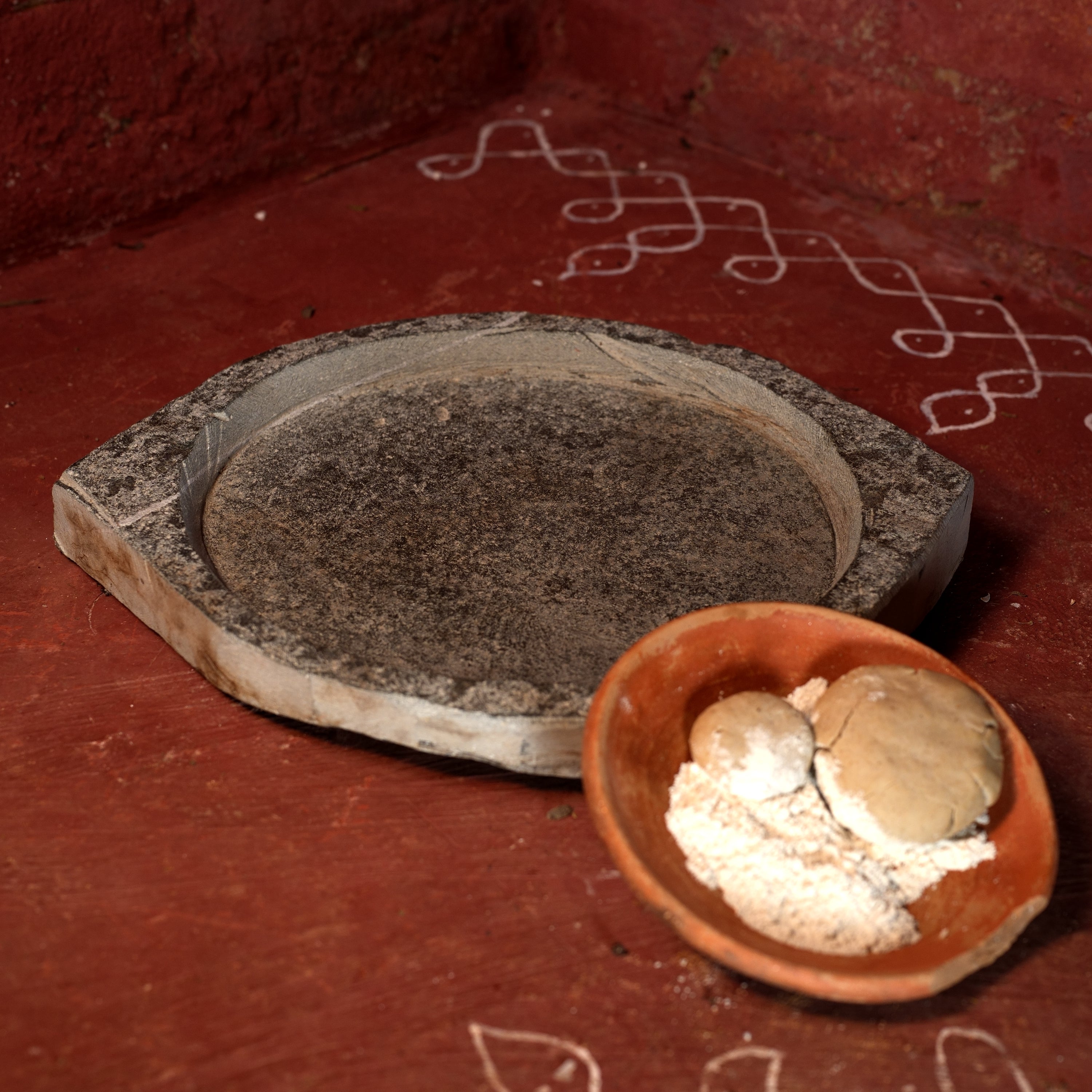 Stone Roti Stone Roti Komanagi – Ray of Tradition